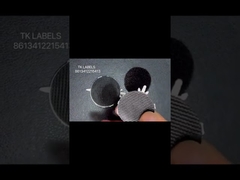 Pantalla de logotipo 3D en relieve impresa con revestimiento blando de oro TPU para telas