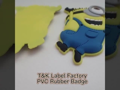 Etiquetas de ropa de transferencia de calor de silicona 3D personalizadas con color brillante plateado