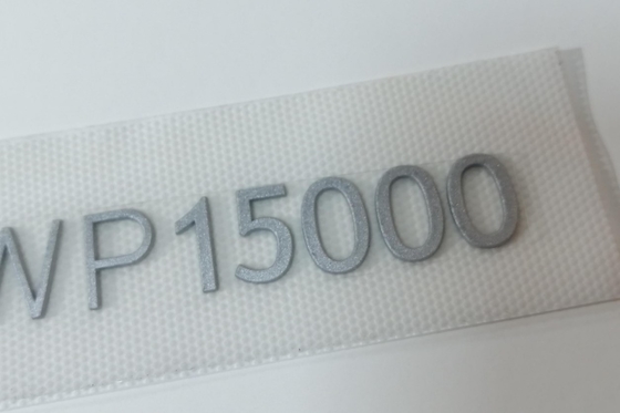 El logotipo 3D del silicón moldeó diseño modificado para requisitos particulares las etiquetas de la transferencia de calor