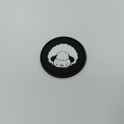 la transferencia de calor lavable de las etiquetas de la goma de silicona de la insignia 3D modificó para requisitos particulares