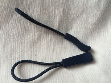Tirador de goma durable de la cremallera del diseño vivo para la ropa cualquier tamaño disponible