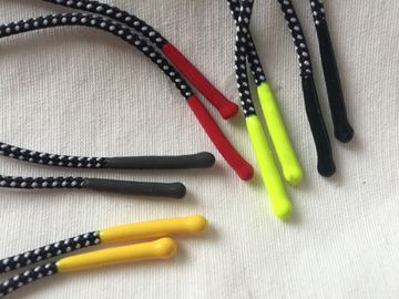 Tirador de goma de la cremallera del silicio colorido con el cordón el elástico del poliéster de 2m m