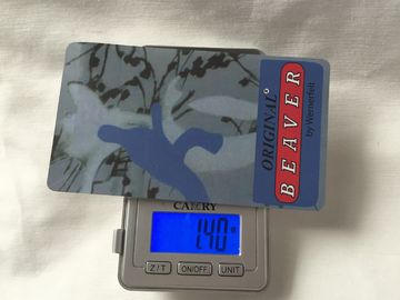 etiquetas colgantes ligeras de la cartulina 1400mg, precios de encargo coloreados multi de la ropa
