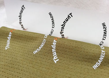 Etiquetas reflexivas de Tagless de la prensa del calor del alto de la elasticidad logotipo de la marca para el traje de esquí