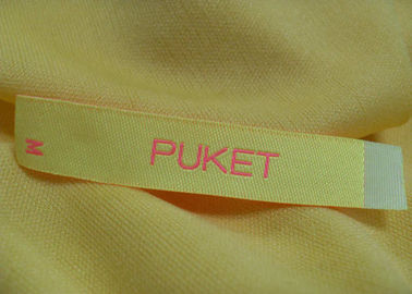 Insignias principales bordadas negro de la chaqueta de cuero de la etiqueta de la parte posterior del cuello para la ropa