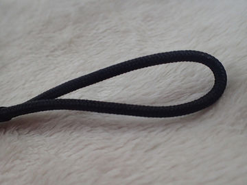 Tirador negro de la cremallera con el cordón de nylon con la conclusión de goma para la ropa, bolso