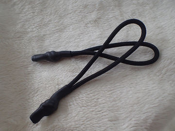 Tirador negro de la cremallera con el cordón de nylon con la conclusión de goma para la ropa, bolso