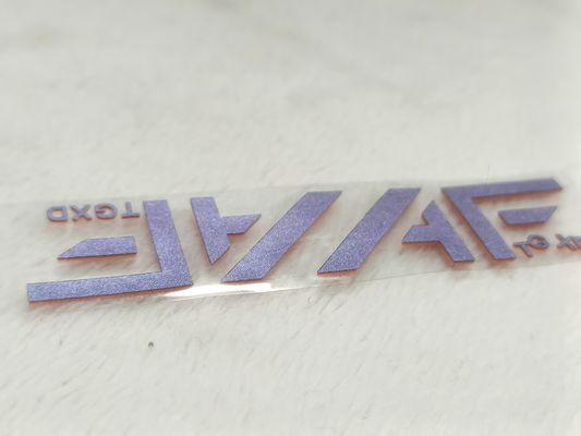 OEM Etiquetas de transferencia de calor de ropa 3D de silicona gruesa Oeko Tex con textura especial