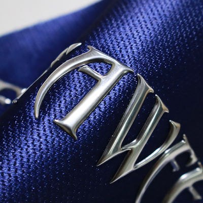 Etiqueta de alta frecuencia TPU de plata para camisetas ropa deportiva