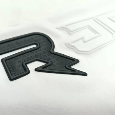 Etiqueta de impresión de TPU 3D en negro en relieve Etiqueta de impresión térmica en TPU para jersey