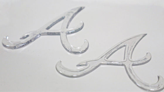 Imitación personalizada de hielo semitransparente brillante TPU Logotipo de transferencia de calor para ropa
