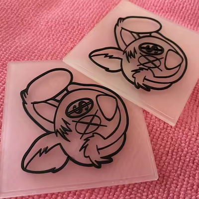 Plastico de PVC transparente de caucho para prendas de vestir Etiqueta de PVC Plastico de silicona claro