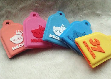 Regalos promocionales/multi personalizados SGS - coloreado llavero grabada en relieve o de Debossed del silicio del PVC