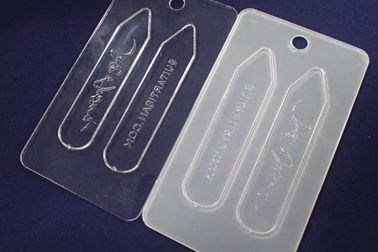 Etiquetas colgantes de la ropa del logotipo del laser de Coutom, etiquetas de acrílico transparentes