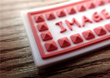 Remiendos de goma personalizados 3D para la ropa/sombrero Eco - amistoso