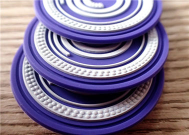 Los remiendos circulares del silicón del color doble con 3D grabaron en relieve el logotipo de la marca