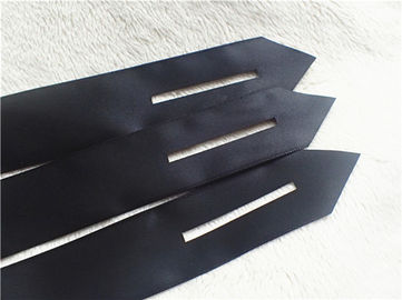 Logotipo blanco 3D de la cinta del silicón de la pantalla de la impresión de la placa gruesa negra lisa de la etiqueta
