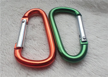 El pequeño múltiplo promocional personalizado del mosquetón de los regalos colorea D - tenedor formado de la llave del metal de la hebilla del alpinismo