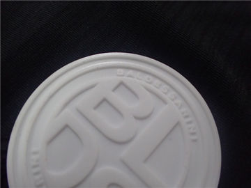 Remiendos de goma de encargo del logotipo/insignia redonda del silicón para la ropa o los bolsos