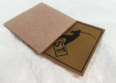 Etiqueta modificada para requisitos particulares el mejor precio de la PU grabada en relieve/remiendo de cuero de la etiqueta del metal para la ropa de la ropa