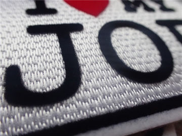 La ropa de encargo elegante remienda AMOR del logotipo I del lema MI felpa del TRABAJO cromático que se reúne
