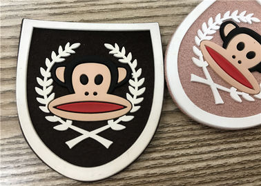 Remiendo de goma modificado para requisitos particulares profesional del logotipo de la microfibra para la ropa y los bolsos etc