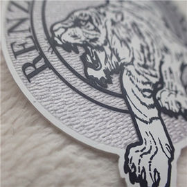 La ropa de encargo de OEKO remienda la congregación de Tatami de la transferencia de calor del silicio del logotipo del tigre de la forma irregular