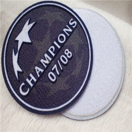 La ropa de encargo de la forma del círculo remienda la transferencia de calor suave Tatami que se reúne con el logotipo del campeón
