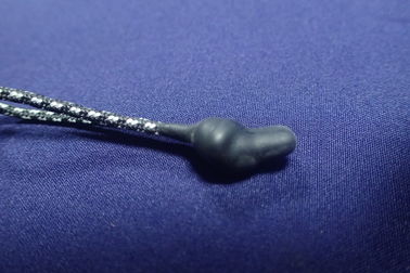 Cinta no elástico del cordón con las conclusiones del silicón para el tirador del bolso, chaqueta, bolso del uso