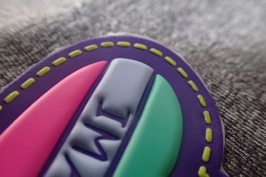 El profesional grabó en relieve el color de encargo de Pantone de los remiendos del caucho remiendo/3D de Tpu