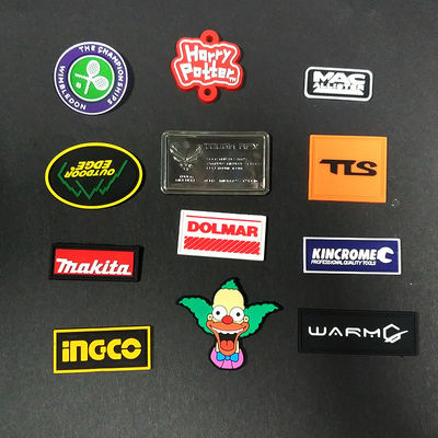 insignias del Pvc de 3D Logo Embossed Motif Rubber Patches para la ropa de costura