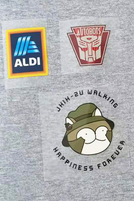 La transferencia de calor de encargo de la etiqueta engomada remienda usos del vinilo que DIY Appliques la prensa termal en la ropa