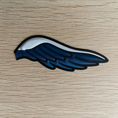 El hierro en las insignias 3D grabó en relieve la marca Logo Soft que TPU remienda para la ropa
