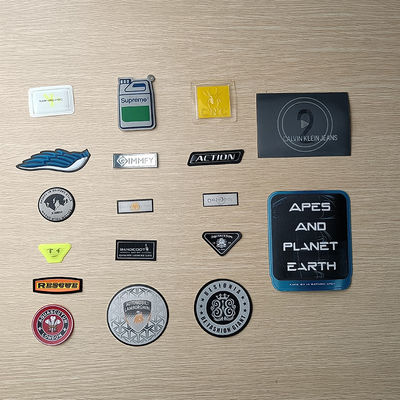 3D grabó en relieve la transferencia de calor de las insignias de TPU para la ropa/los juguetes/los zapatos