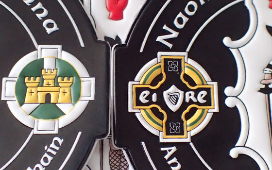 Las insignias de encargo amistosas 3D de Eco TPU grabaron en relieve a Logo Heat Transfer For Garment