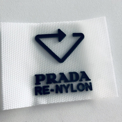 color amistoso de Pantone de la etiqueta de la transferencia de calor del silicón de Eco del efecto 3D para la ropa