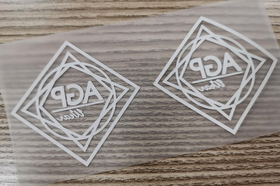 La transferencia de calor de alta calidad de la ropa etiqueta el silicón de la impresión 3D
