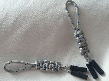 Inyección hecha a mano modificada para requisitos particulares de los colores TPU del tirador de cremallera 3 de Paracord