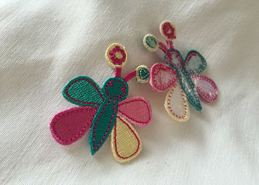 Etiquetas engomadas del paño de la insignia e individualidad bordadas adaptables de la demostración; moda