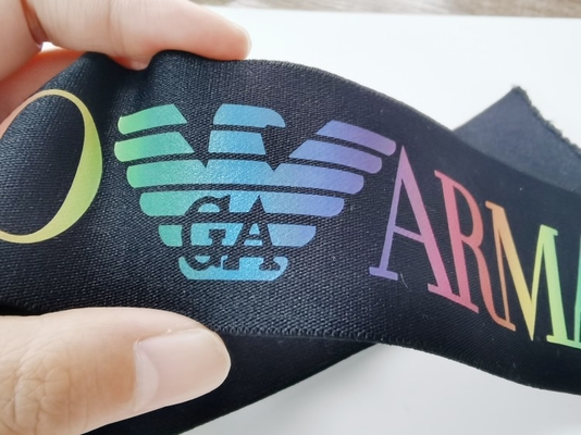 Spandex/banda elástica negra del nilón los 3CM con el logotipo colorido modificado para requisitos particulares