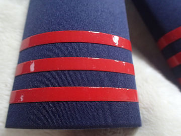 Brillo y etiquetas suaves de la goma de silicona impresos en hombros militares de la ropa