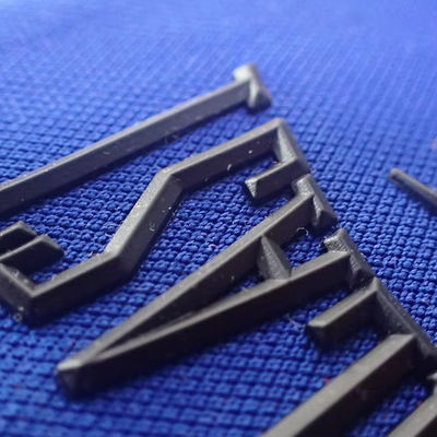 Impresión 3D de silicona transferencia de calor Logotipo de prendas de vestir Etiquetas de silicona