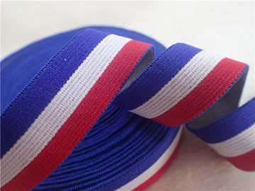 correas elásticos del telar jacquar colorido de los 2CM para el material 100% del poliéster de la ropa