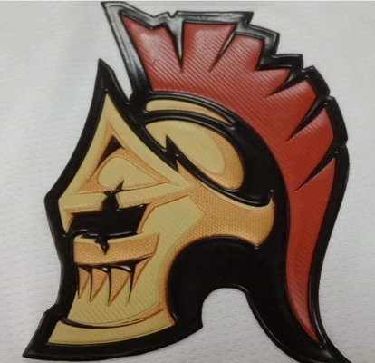 Etiquetas de la transferencia de calor de la ropa de deportes que imprimen el logotipo de oro plástico de 3D TPU